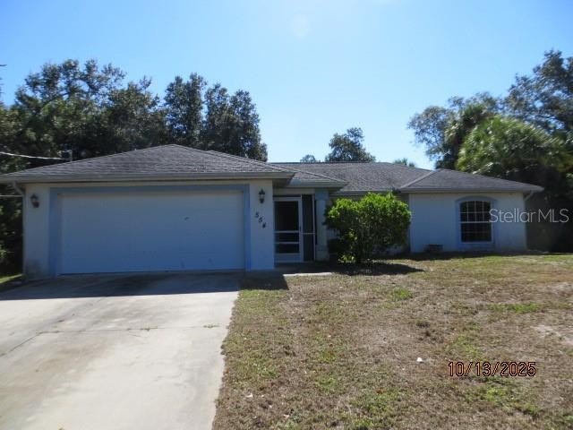 This 3-bedroom/2-bath home is situated on nearly a 1/4 acre lot - Beach Home for sale in North Port, Florida on Beachhouse.com