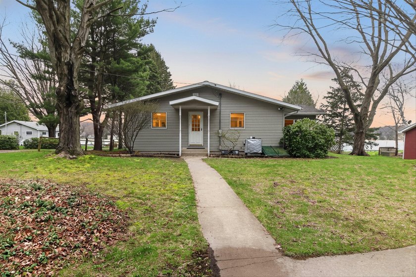 7797 Beverly St - Beach Home for sale in Shelby, Michigan on Beachhouse.com