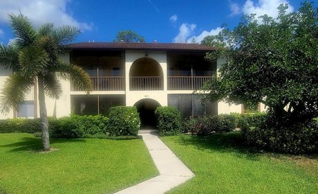 Looking for a beautiful retirement home in Greenacres, Florida? - Beach Condo for sale in Greenacres, Florida on Beachhouse.com