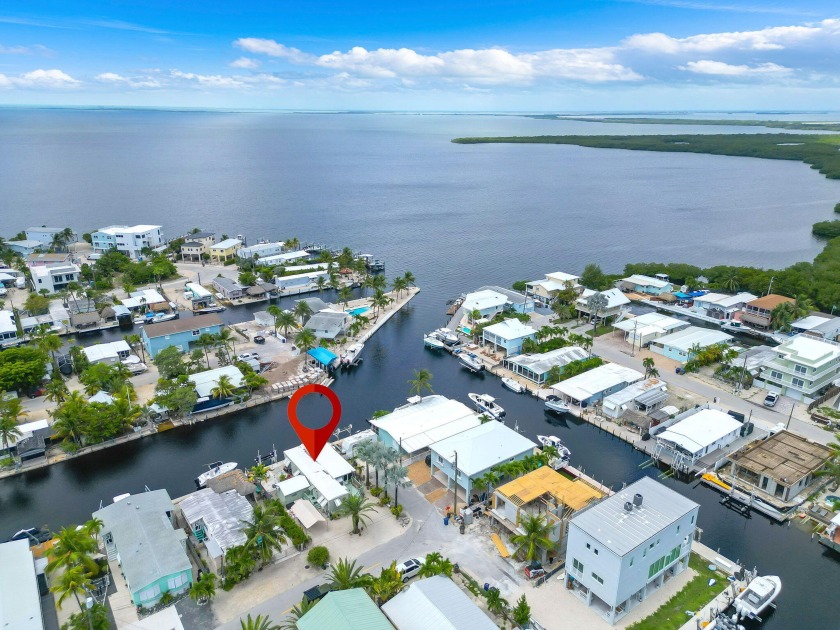 Canal-Front Gem with Bay Views in Sexton CoveA Rare find! - Beach Home for sale in Key Largo, Florida on Beachhouse.com