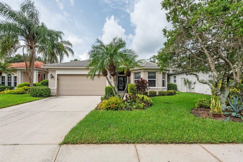 Beautiful Home with wonderful panoramic views of the Golf Course - Beach Home for sale in Bradenton, Florida on Beachhouse.com