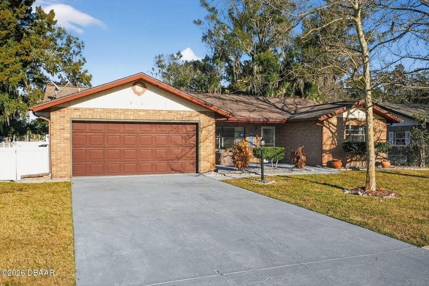 Under contract-accepting backup offers. Fully renovated 3 - Beach Home for sale in South Daytona, Florida on Beachhouse.com