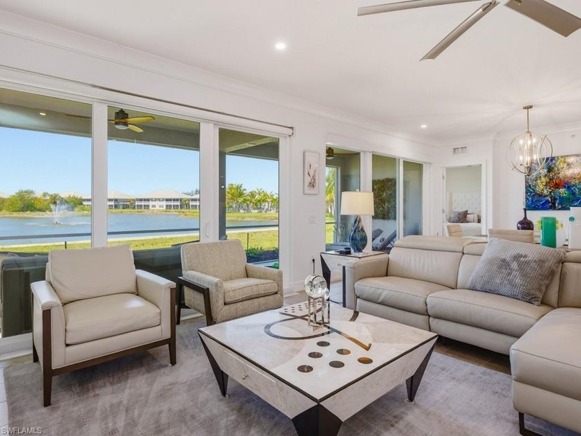 A spectacular view, open floor plan and fantastic location are - Beach Condo for sale in Naples, Florida on Beachhouse.com