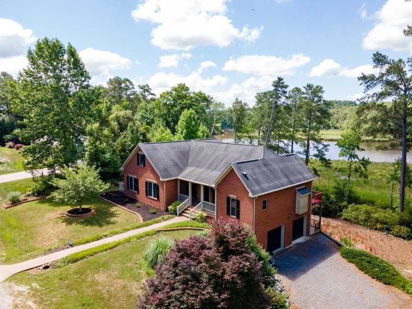 Well-maintained, all-brick home. Three levels, approx. 4900 SF - Beach Home for sale in Heathsville, Virginia on Beachhouse.com