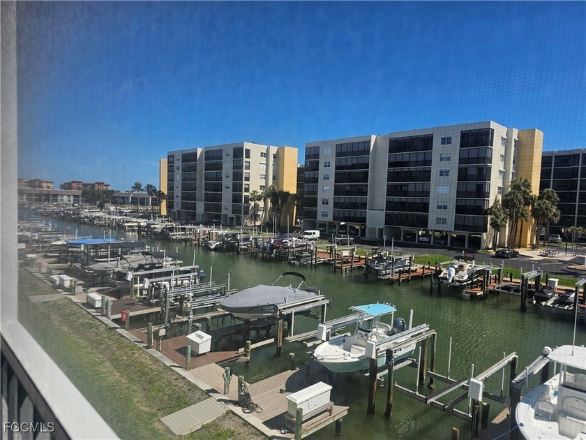 Spacious 2BD/2BTH condo w/ NEW HVAC 2025 and includes assigned - Beach Condo for sale in Fort Myers Beach, Florida on Beachhouse.com