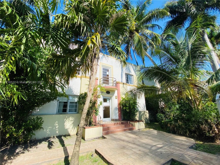 Great investment opportunity. Ready to move in or rented and - Beach Condo for sale in Miami  Beach, Florida on Beachhouse.com