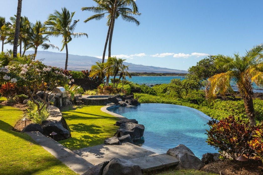 Welcome to one of the more private oceanfront homes on the - Beach Home for sale in Waikoloa, Hawaii on Beachhouse.com