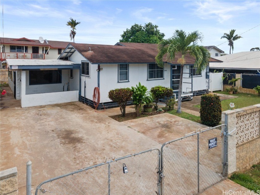 Charming single-level home perfect for you to call home - Beach Home for sale in Ewa Beach, Hawaii on Beachhouse.com