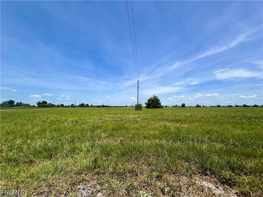 Nice cul de sac lot located in Rotonda Meadows and Villas are of - Beach Lot for sale in Placida, Florida on Beachhouse.com