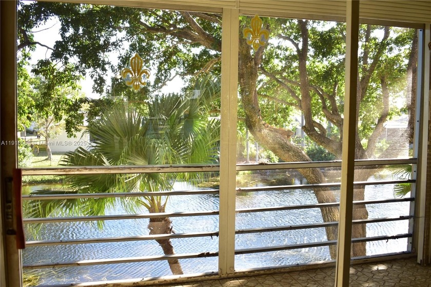 Ready to make a great deal and buy a 2 bedroom unit, roll up - Beach Condo for sale in Sunrise, Florida on Beachhouse.com