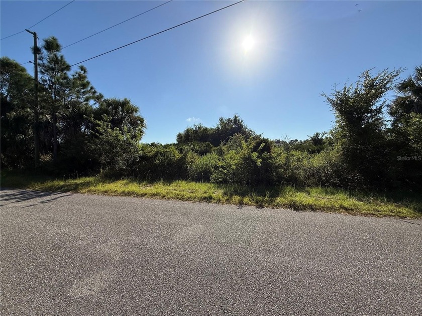 Looking for that perfect piece of land to build your slice of - Beach Lot for sale in North Port, Florida on Beachhouse.com