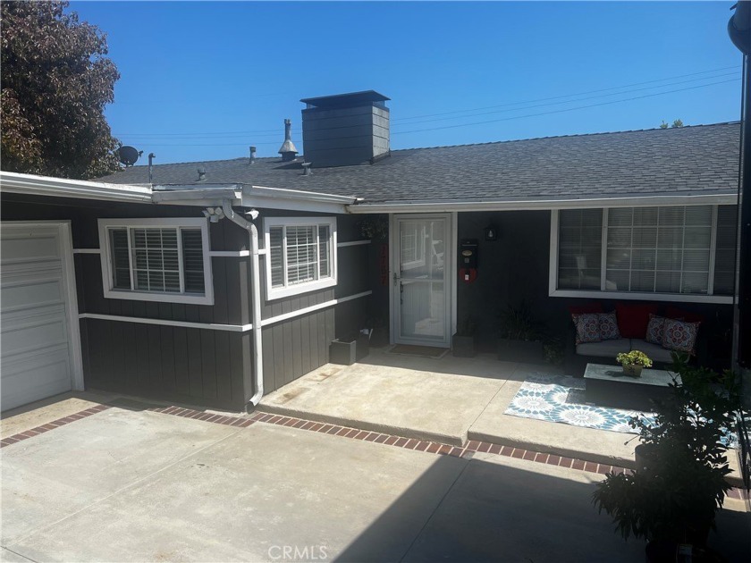 Come home to this highly sought after Miraleste Pines Mid - Beach Home for sale in San Pedro, California on Beachhouse.com