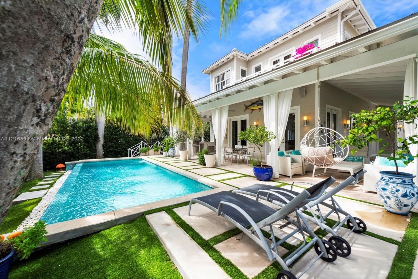 Stunning tropical oasis in the heart of the Venetian Islands - Beach Home for sale in Miami  Beach, Florida on Beachhouse.com