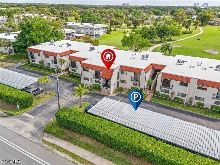 Very Large Condo w/Great Floor Plan - Largest Unit In Complex * - Beach Condo for sale in North Fort Myers, Florida on Beachhouse.com