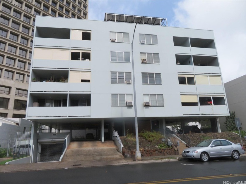 SIX TWENTY SHERIDAN is a 5 story concrete building which consist - Beach Condo for sale in Honolulu, Hawaii on Beachhouse.com