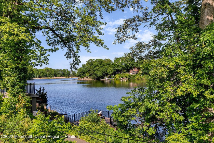 VERY MOTIVATED SELLERS!! &#65279;Welcome to Shadow Lake Village - Beach Townhome/Townhouse for sale in Red Bank, New Jersey on Beachhouse.com