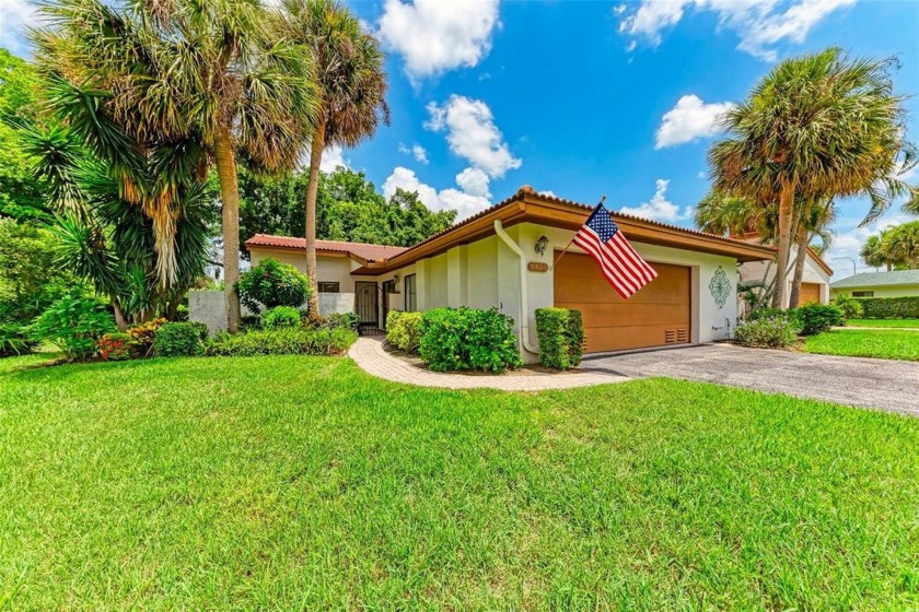 PRICE REDUCED, CLOSING COST ASSISTANCE. SELLER MOTIVATED.  This - Beach Condo for sale in Bradenton, Florida on Beachhouse.com