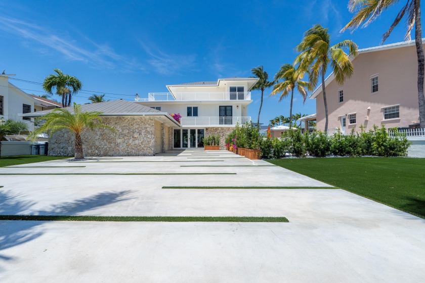 Experience modern luxury in this 3-story Port Largo home - Beach Home for sale in Key Largo, Florida on Beachhouse.com