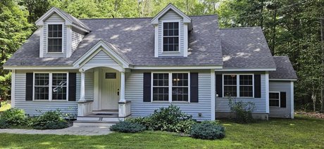 This lovely cape style home is located within walking distance - Beach Home for sale in York, Maine on Beachhouse.com