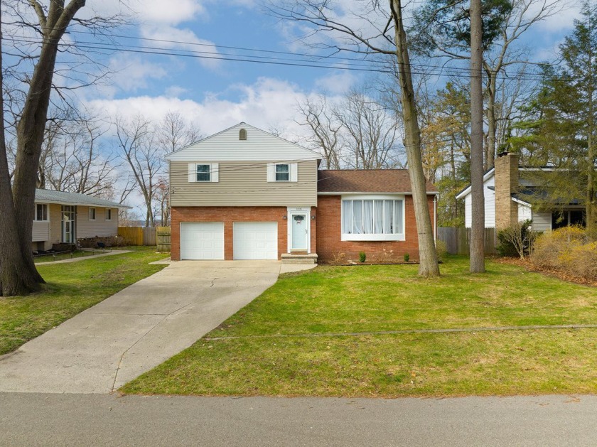 Large home located in the North Muskegon School District, with - Beach Home for sale in Muskegon, Michigan on Beachhouse.com