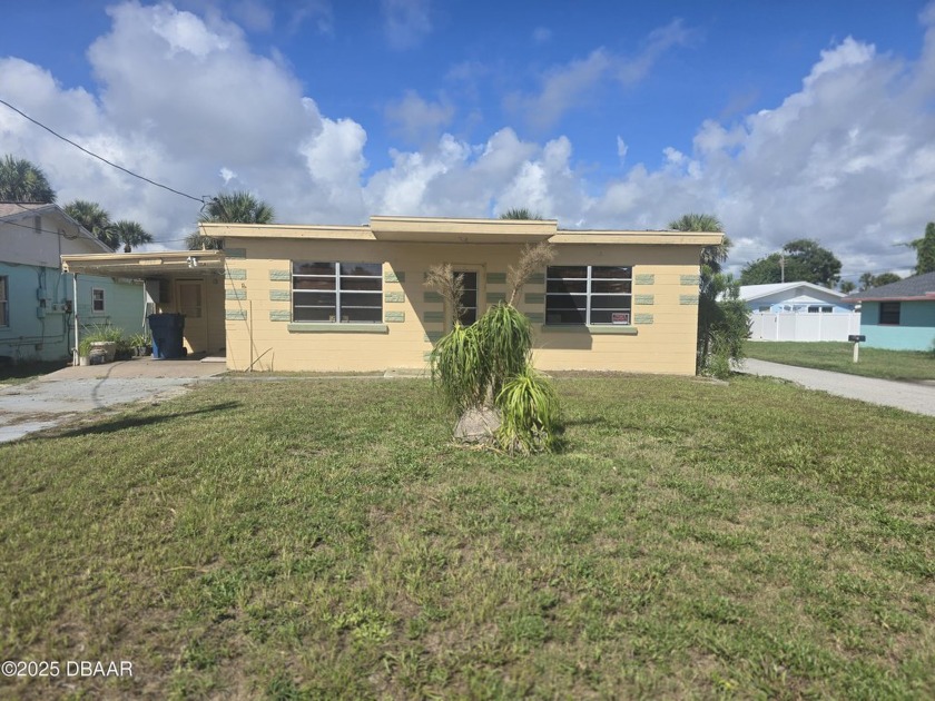 This is a diamond in the rough in a great area, just one block - Beach Home for sale in Daytona Beach, Florida on Beachhouse.com