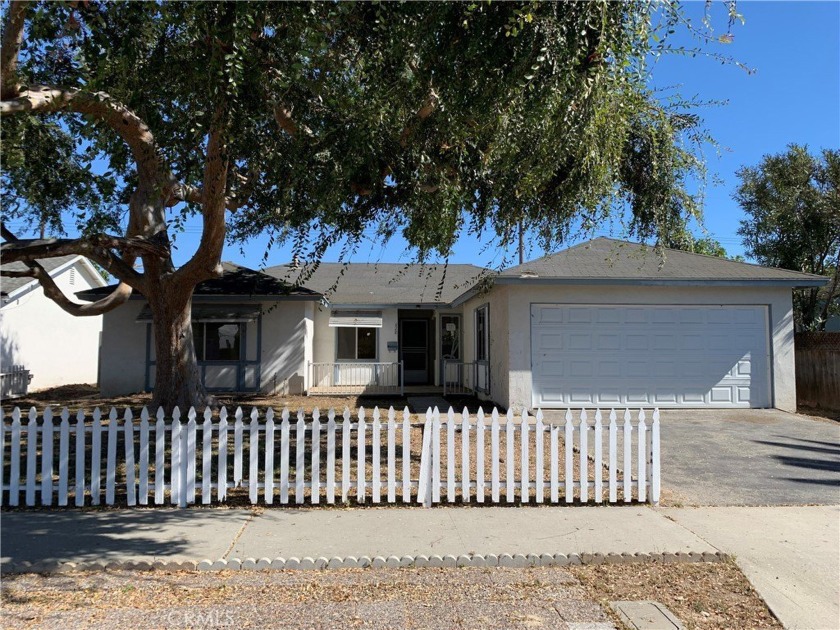 Charming Home in Santa Barbara's Desirable Eastside - Beach Home for sale in Santa Barbara, California on Beachhouse.com