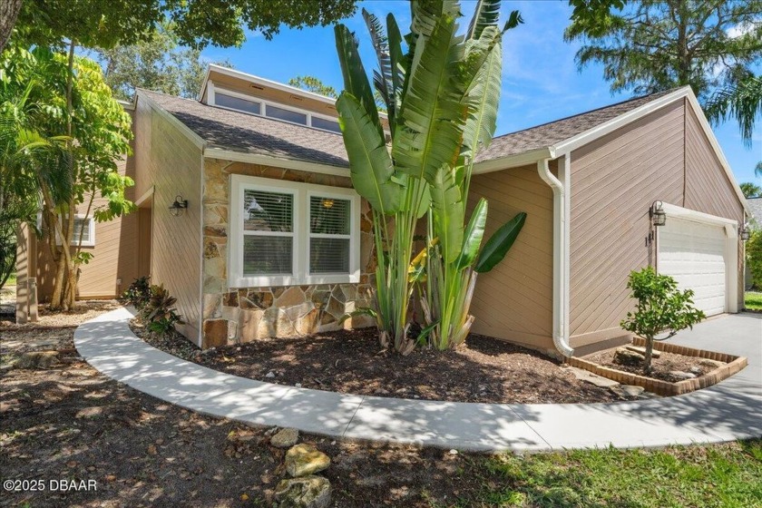 DIRECT GOLF COURSE VIEWS in the GATED community of Pelican Bay! - Beach Home for sale in Daytona Beach, Florida on Beachhouse.com