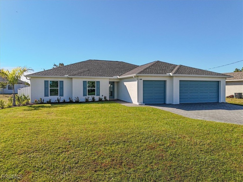 SPACIOUS POOL HOME WITH DUAL PRIMARY SUITES! Welcome to the - Beach Home for sale in Cape Coral, Florida on Beachhouse.com