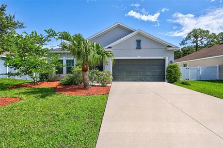 ASSUMABLE VA LOAN TO QUALIFIED BUYER.  Now $424,900!  Looking - Beach Home for sale in Palmetto, Florida on Beachhouse.com