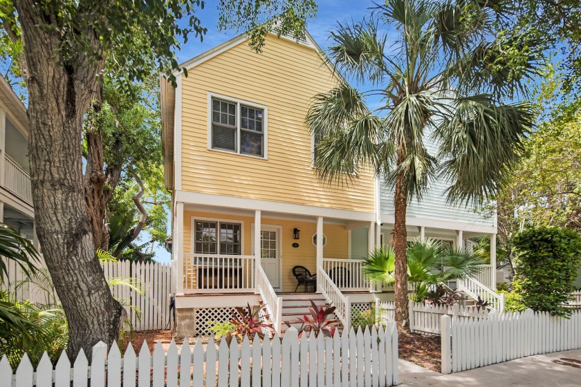 Tropical Elegance in the Heart of Key West Golf Club - Furnished - Beach Townhome/Townhouse for sale in Key West, Florida on Beachhouse.com