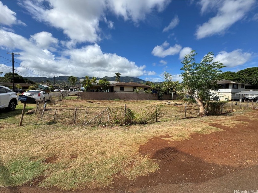 Come and build your Dream Home in Waialua! This is a rare - Beach Acreage for sale in Waialua, Hawaii on Beachhouse.com