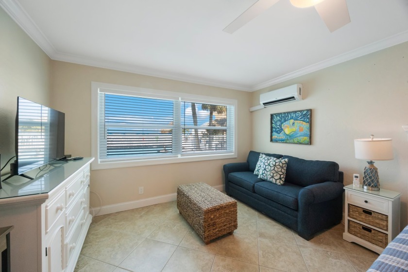 Beach Hotel Unit - Ground Floor Surf Song - Beach Vacation Rentals in Madeira Beach, Florida on Beachhouse.com