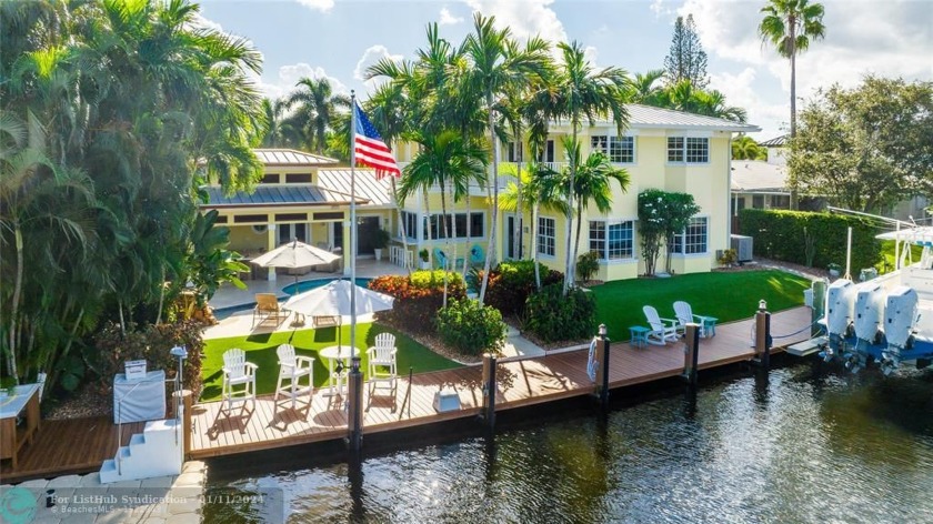 Exceptional waterfront oasis nestled in a cove in the Landings! - Beach Home for sale in Fort Lauderdale, Florida on Beachhouse.com
