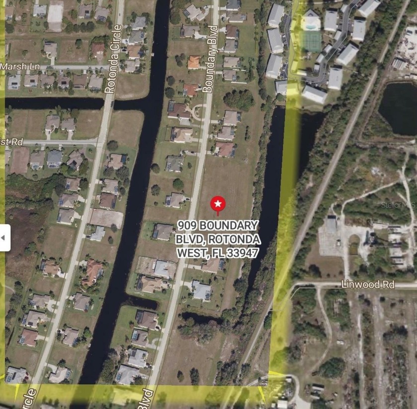 Oversized cleared lot in a highly desired community. Close to - Beach Lot for sale in Rotonda West, Florida on Beachhouse.com