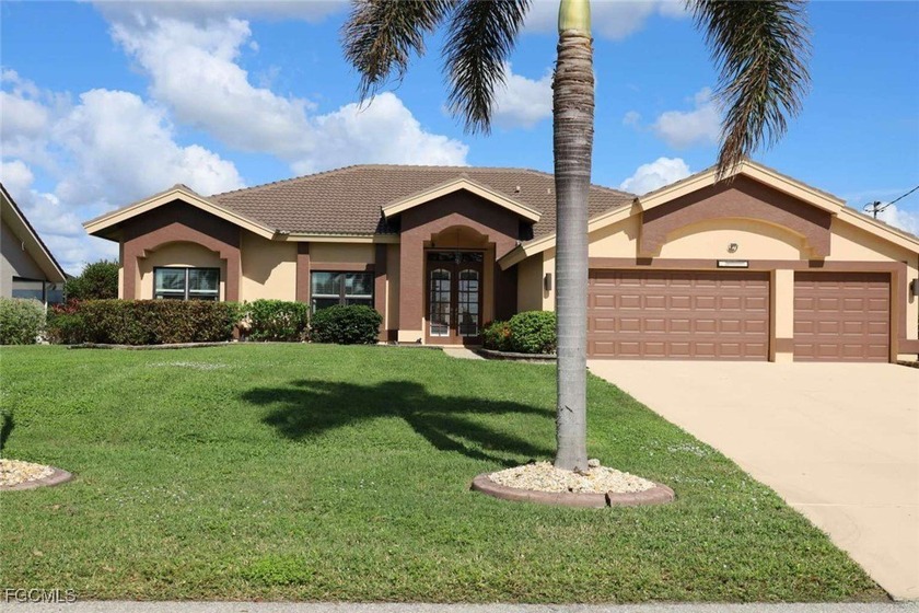 Lakefront property! A stunning gulf access home located on - Beach Home for sale in Cape Coral, Florida on Beachhouse.com