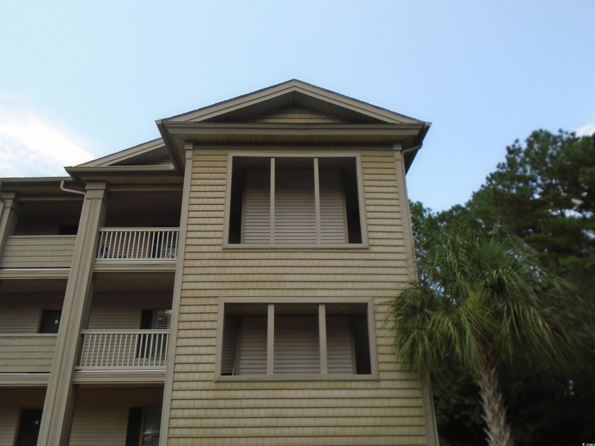 Lovely 2 BR, 2 Bath villa and very nicely furnished.  LVT - Beach Condo for sale in Pawleys Island, South Carolina on Beachhouse.com