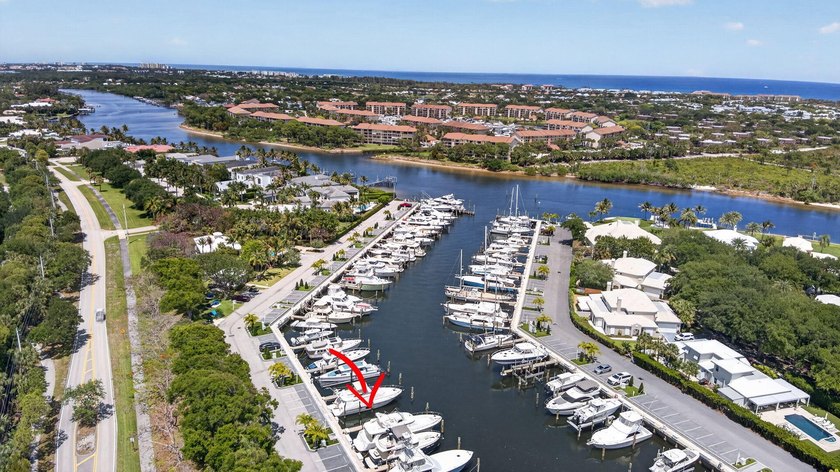 A 60 foot slip for sale in Cypress Island Marina. The marina - Beach Lot for sale in Palm Beach Gardens, Florida on Beachhouse.com