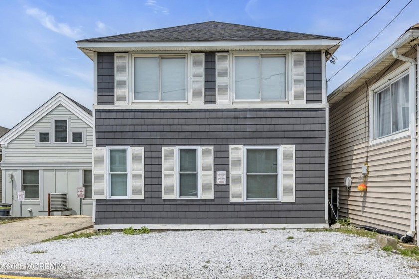 Rare Ocean Block Two-Family Home in Point Pleasant Beach! Don't - Beach Townhome/Townhouse for sale in Point Pleasant Beach, New Jersey on Beachhouse.com