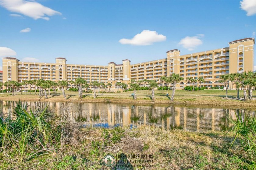 Under contract-accepting backup offers. SUNLIGHT and DAYLIGHT - Beach Condo for sale in Palm Coast, Florida on Beachhouse.com