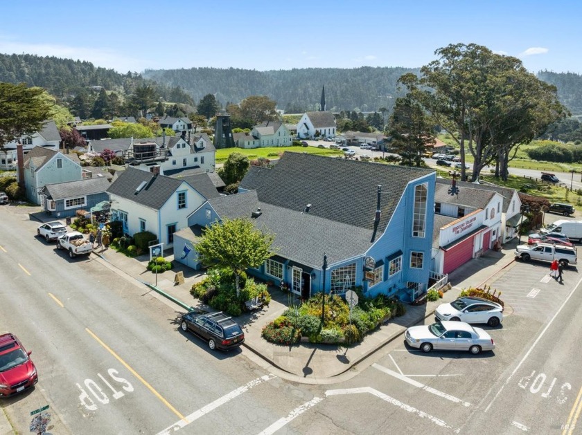 Located in the heart of Mendocino, the corner of Lansing St. and - Beach Commercial for sale in Mendocino, California on Beachhouse.com