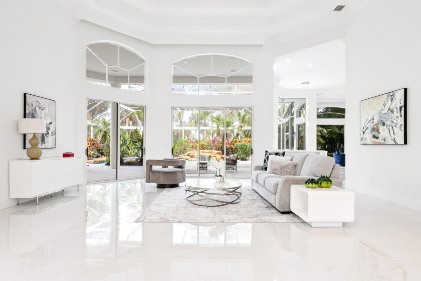 Stunning Tropical Paradise, Chic, New and Renovated, One story - Beach Home for sale in West Palm Beach, Florida on Beachhouse.com