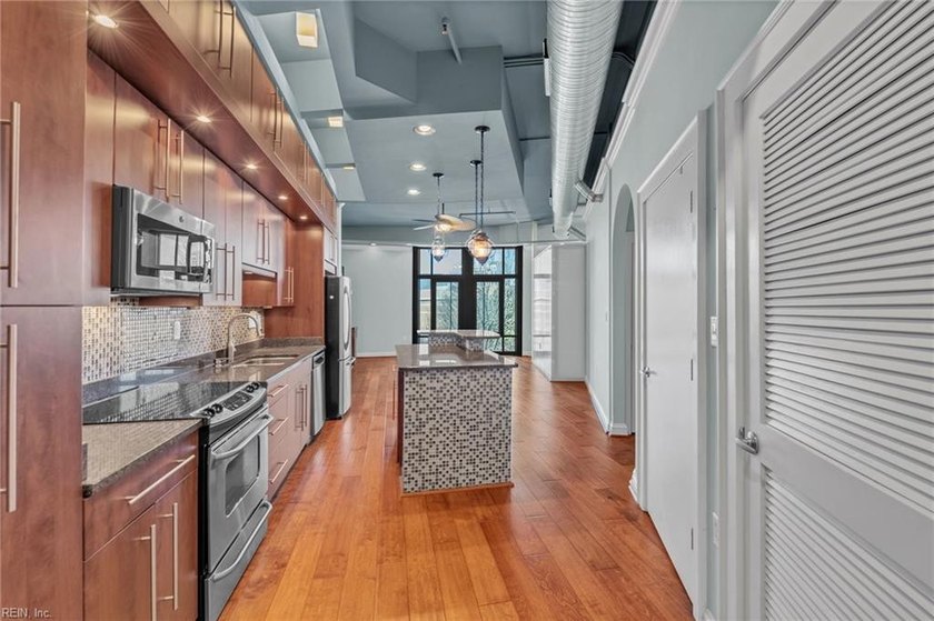 415 Saint Pauls Blvd 407 - Beach Townhome/Townhouse for sale in Norfolk, Virginia on Beachhouse.com