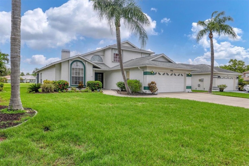 Welcome to this bright, spacious and charming 2-story, 3-bedroom - Beach Home for sale in Bradenton, Florida on Beachhouse.com