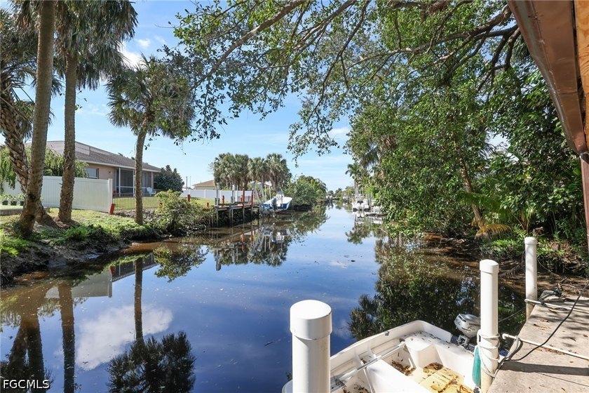 Beautifully fully remodeled Gulf access home in the desirable - Beach Home for sale in Fort Myers, Florida on Beachhouse.com