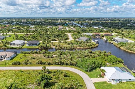 GULF ACCESS and sailboat accessible. End of the Canal lot! NO - Beach Lot for sale in Port Charlotte, Florida on Beachhouse.com