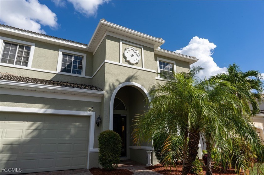 Opportunity! Priced to SELL, house needs a full roof replacement - Beach Home for sale in Lehigh Acres, Florida on Beachhouse.com