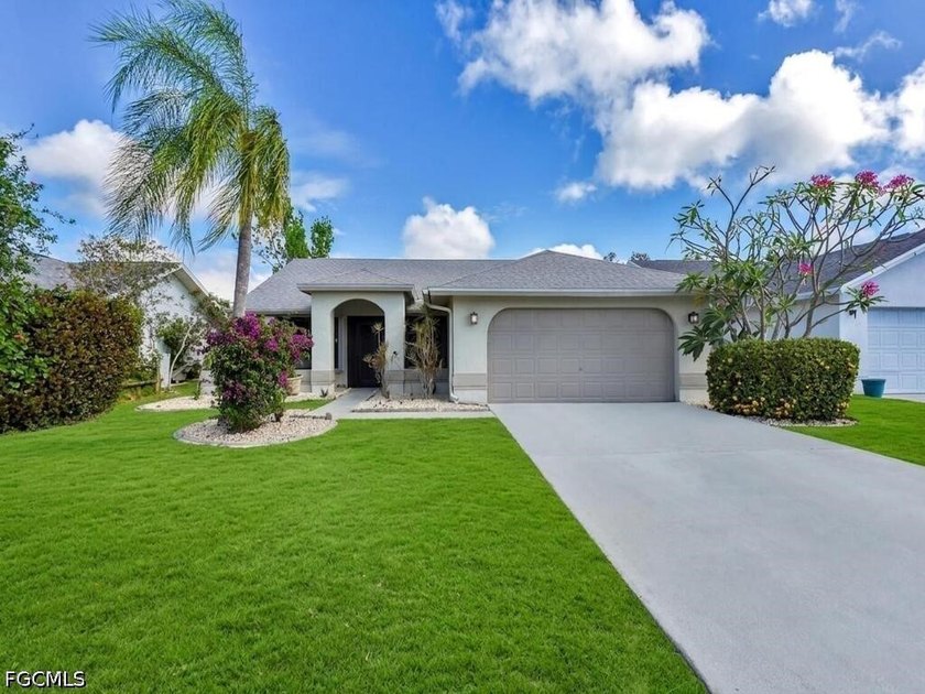 BROOKSHIRE BEAUTY! Are you looking for a home that has a - Beach Home for sale in Fort Myers, Florida on Beachhouse.com
