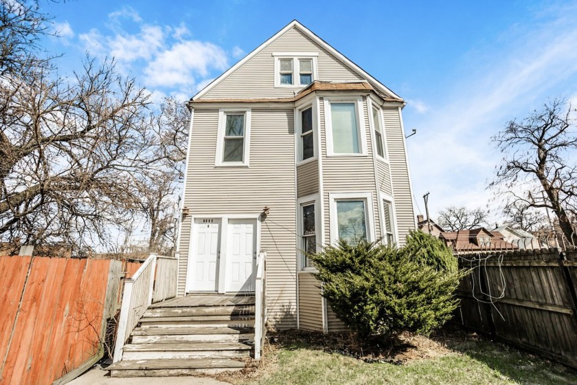 Discover a fantastic investment opportunity in the vibrant Grand - Beach Home for sale in Chicago, Illinois on Beachhouse.com