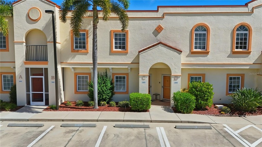 Welcome to this charming and well-maintained 2-bedroom, 2-bath - Beach Townhome/Townhouse for sale in Punta Gorda, Florida on Beachhouse.com
