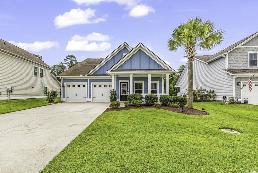 Pristine and move-in ready, this lovely home is located in the - Beach Home for sale in Pawleys Island, South Carolina on Beachhouse.com